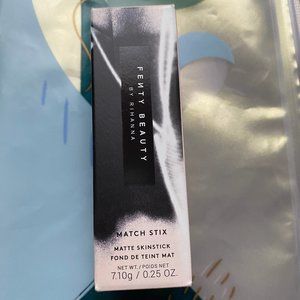 FENTY BEAUTY Match Stix Matte Contour color Amber
